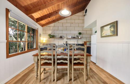 Jamieson Apartment | Jamieson Cottages - Cottage Three - Sleeps 4