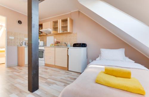 Hostivar Apartment | Jane's Charming Apartment