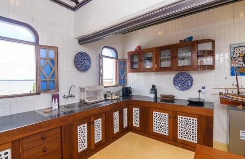 Shela Apartment | Jannah Faza Two Bed Suite with AC and Rooftop