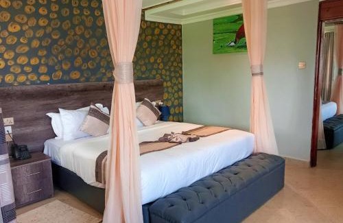 Naro Moru Resort | Jaqanaz Resort