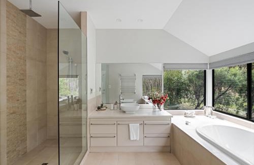 Rosa Glen Ski Chalet | Jarrah Grove Forest Retreat - Adults Only Luxury Chalet