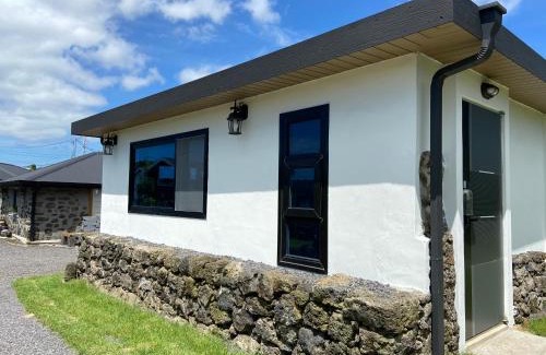 Gujwa House | Jeju Time