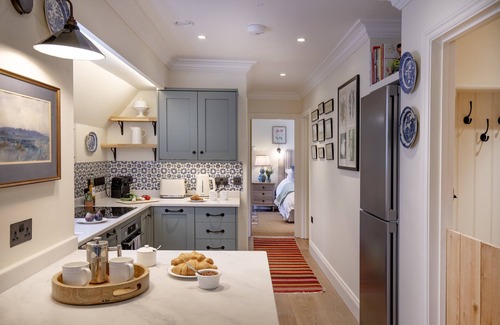 Sherborne Cottage | Jerards Stables - sleeps 4 guests in 2 bedrooms