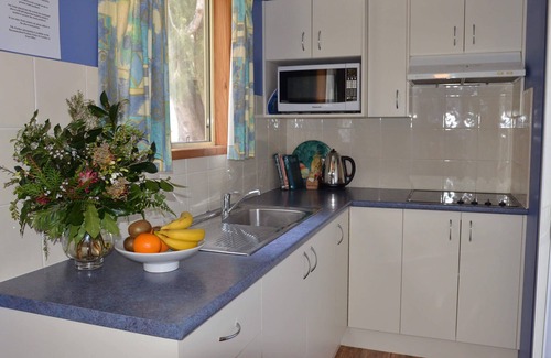 Woollamia RV Rental | Jervis Bay Cabins & Hidden Creek Campsite