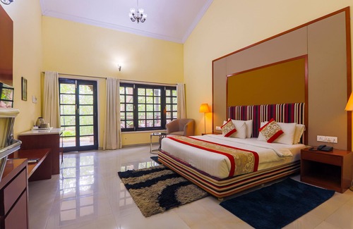 Chandrapur Hotel | Jharna Resort