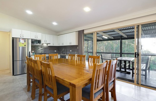 Vacy Cabin | Jindalee Spa Lodge - Wilderness Retreat for groups and families