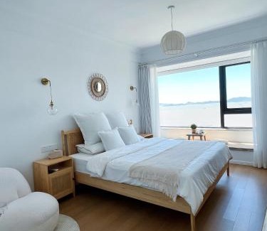 Putuo Apartment | Jing Cozy Oceanview Home