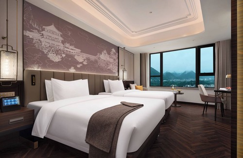 Guilin City Centre Hotel | Jinjiang Metropolo Hotel Guilin Elephant Trunk Hill Two Rivers and Four Lakes