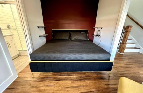 Nashville House | Jink Hippies and Cowboys - 7 beds - sleeps 10