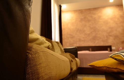 Vignola Bed & Breakfast | Jireh House B&B - Earth