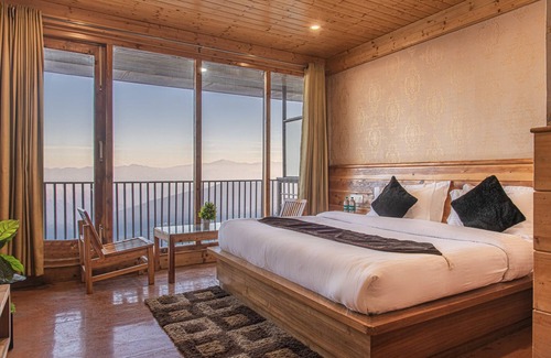 Theog Hotel | Jk Dream View Kufrin🙏🏿welcoming all guest & members we are happy to host you.n