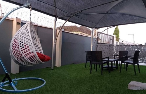 Ikotun Apartment | JKA 2-BR-Apt | 24HRS POWER+ Unlimited HIGH SPEED WIFI | PRIVATE PATIO