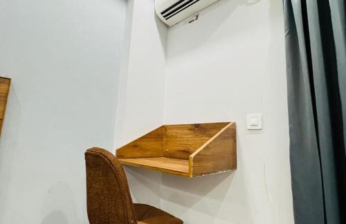 Sector 51 Apartment | JNS Roost