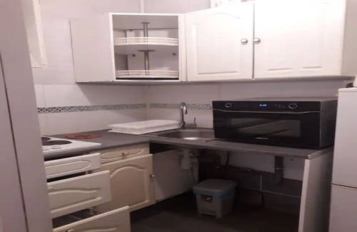 Pierrefitte-sur-Seine Apartment | Jo2024: Transfert Gratuit Aéroport Paris à la Maison Selon Horaire