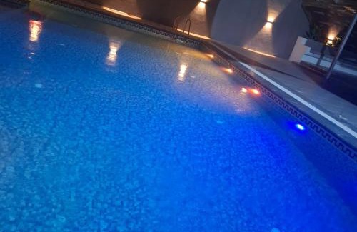 Al Kafrayn Hotel | Jodream chalet Al-nadi chalet