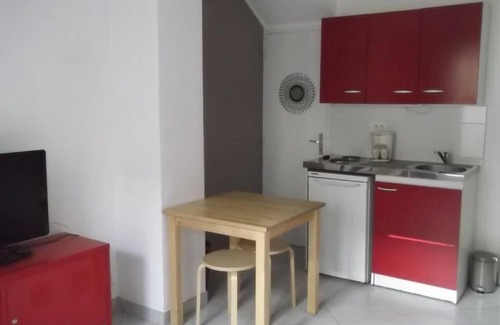 Sainte-Anne - Faubourg Noyon Apartment | Joli petit studio