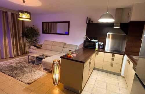 Livry-Gargan Apartment | Jolie f2 Cosy Avec Balcon