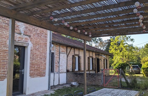 Pontenx-les-Forges House | Jolie Maison en Briquettes Dans les Landes à 20 Minutes de L'océan