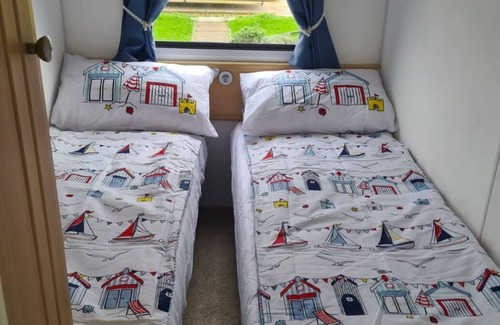 Rhyl Cabin | Jones caravan hire fir tree lyons robinhood rhyl