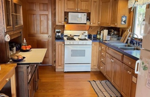 Franklin Cabin | Journey’s End: A Peaceful Cabin Getaway in the Catskills