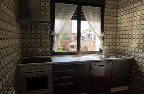 Pradoluengo Cottage | Julio Marroquin's house for 9 people