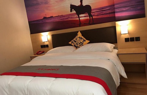 Emeishan Hotel | JUN Hotels Sichuan Emeishan Suishan Town Yanbei South Road