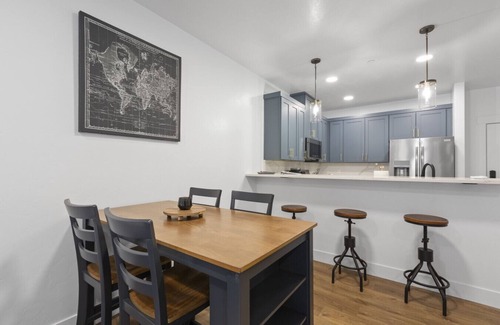 Juneau Apartment | Juneau Jewel: Luxury & Relaxation A307