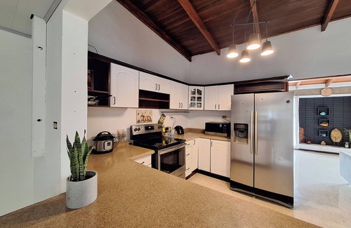 Rohrmoser Bed & Breakfast | Jungla Urbana BnB