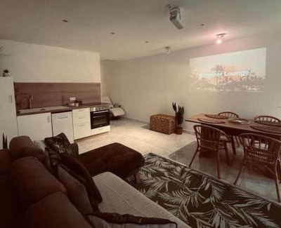 Gare Apartment | Jungle Suite, Jacuzzi à 7 min de la mer