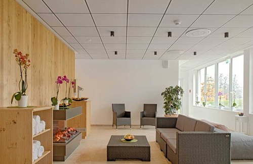 Titisee-Neustadt House | Juniorsuite - Brugger's Hotelpark am See