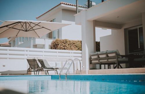 Pyla Villa | Jupiter Villa