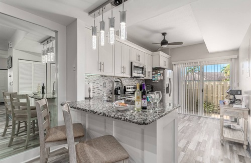 Bella Vista Condo | JupRent's - Jupiter Paradise - 2Bed/2Bath - Best Location - Beach Ocean Golf