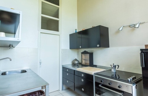 Hastingues Apartment | Jurançon apartment, accommodation in the Château d'Estrac