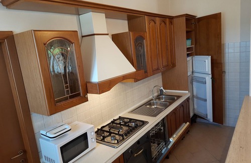 Cupello Apartment | Just 9 km from the Adriatic Sea, L'Acero apartment.