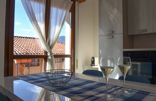 Sulzano House | Just a dip away from Lake Iseo is this beautiful apartment