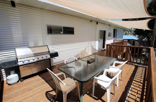 Guilderton House | Just Beachy - Quiet & Relaxing - comfortable beach cottage