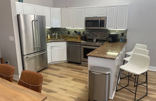 North Naples Condo | Just minutes from the beach and restaurants