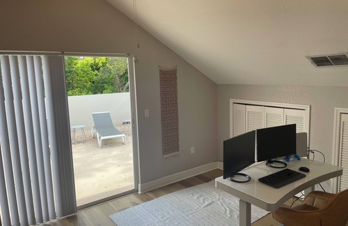 North Naples Condo | Just minutes from the beach and restaurants