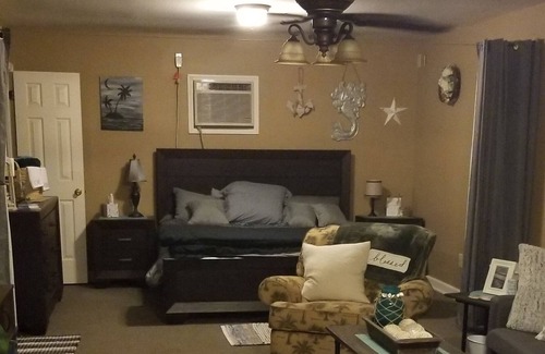 Rains Apartment | Just off I95