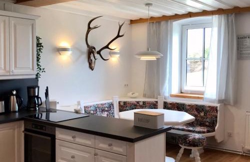 Zwettl Apartment | Jutta Deluxe Farmhouse