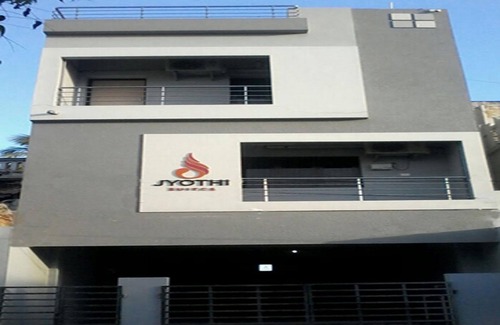 Srirangam Apartment | Jyothi Suites