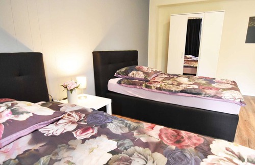 Altstadt-Nord Apartment | K19c City Loft at Friesenplatz in Cologne for 4 people incl. free WiFi (5th floor)