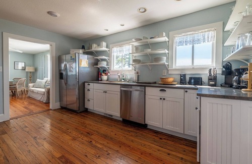Powells Point House | K9999 Sawyers Lodge. Historic Home on the Sound, Pool, Boat Launch, Kayaks!