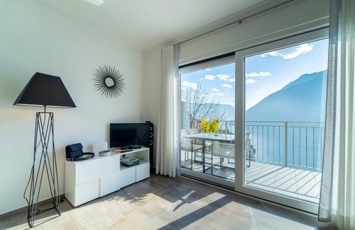 Nesso Apartment | Ka' Doro with Lake View