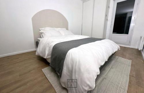 Noisy-le-Grand Apartment | KAALA STAYS - APT spacieux Paris-Disneyland