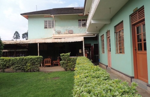 Kabale Hostel | KABALE BACKPACKERS budget tRAVELERS HOSTEL IN KABALE TOWN