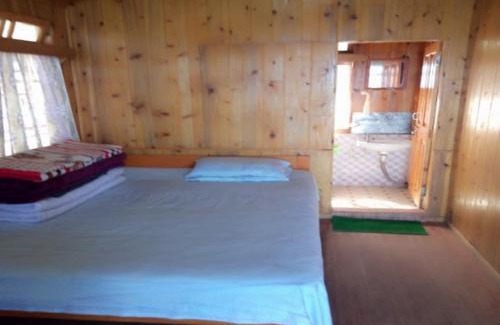Lebong and Mineral Spring Tea Garden House | Kabiraj Homestay by StayApart