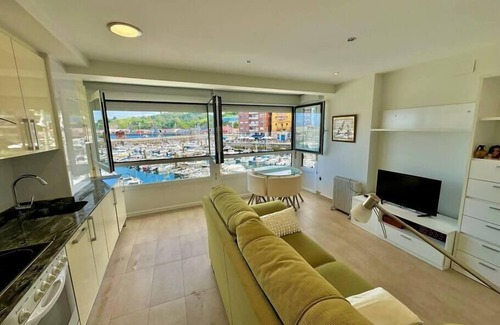 Bermeo Apartment | Kai begi, wonderful views of the port.