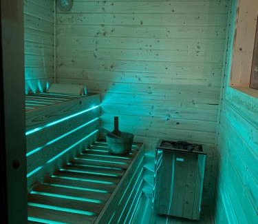 gmina Ładzice House | Kajaki wino i śpiew - domek z sauną w otoczeniu lasów i sąsiedztwie zalewu
