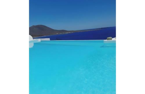 Kithira Apartment | Kaladi Rock Ammos